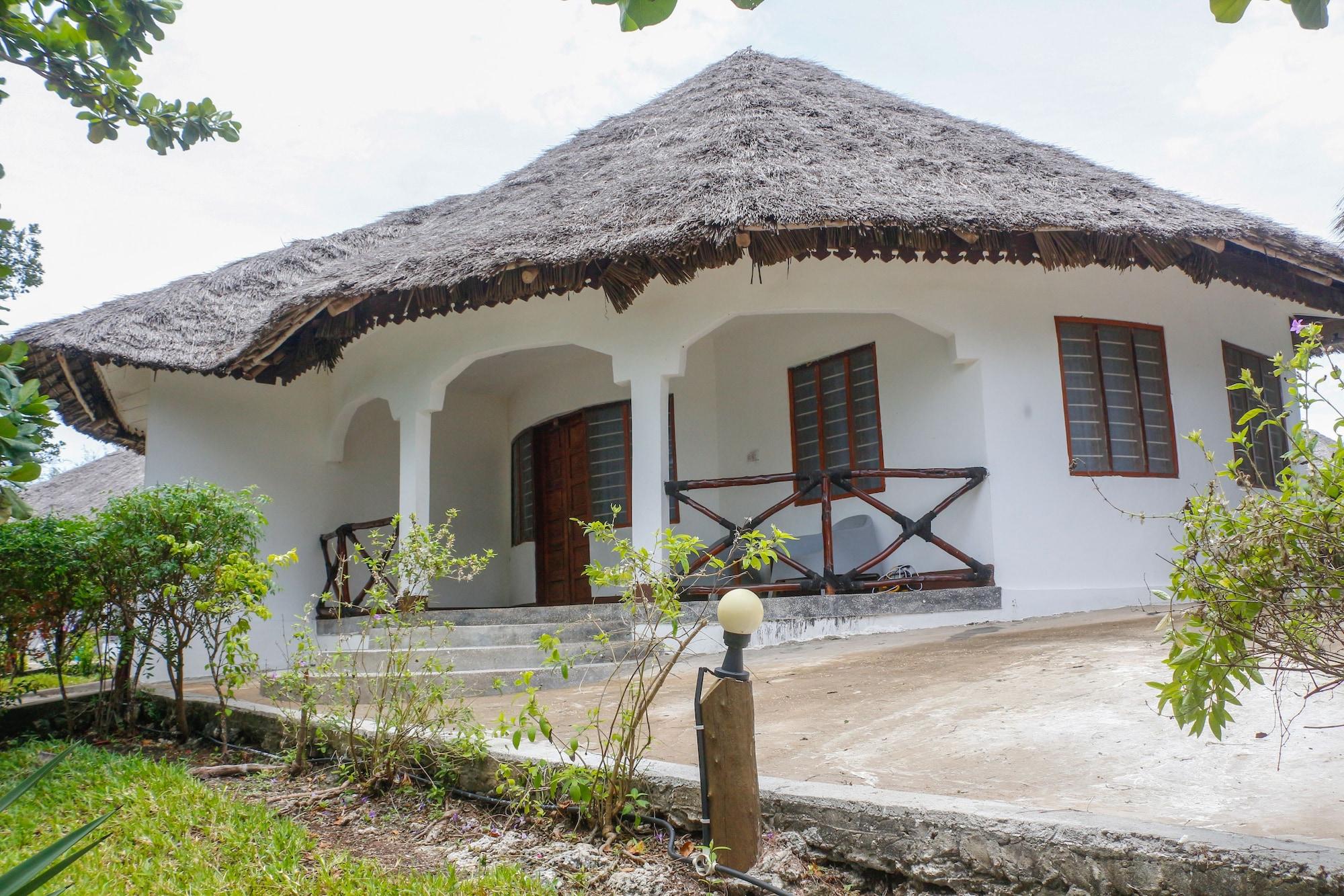African Sun Sand Sea Beach Resort & Spa Bwejuu Exterior foto